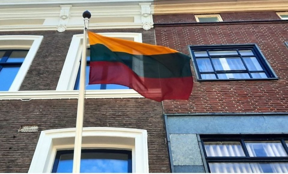Lietuvos Respublikos ambasada Nyderlandų Karalystėje skelbią atranką raštvedžio (-ės) pareigybei...